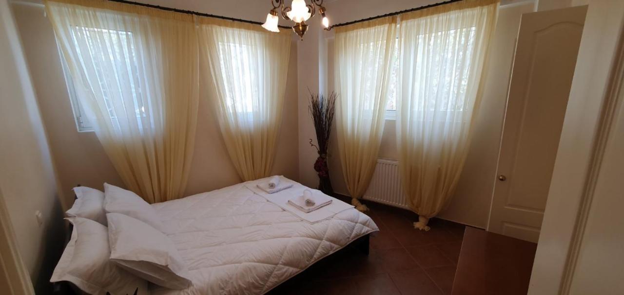 Athenian Luxury Villa In Glyfada Exterior foto